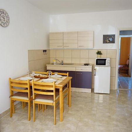 Apartment Jelena Fažana Buitenkant foto