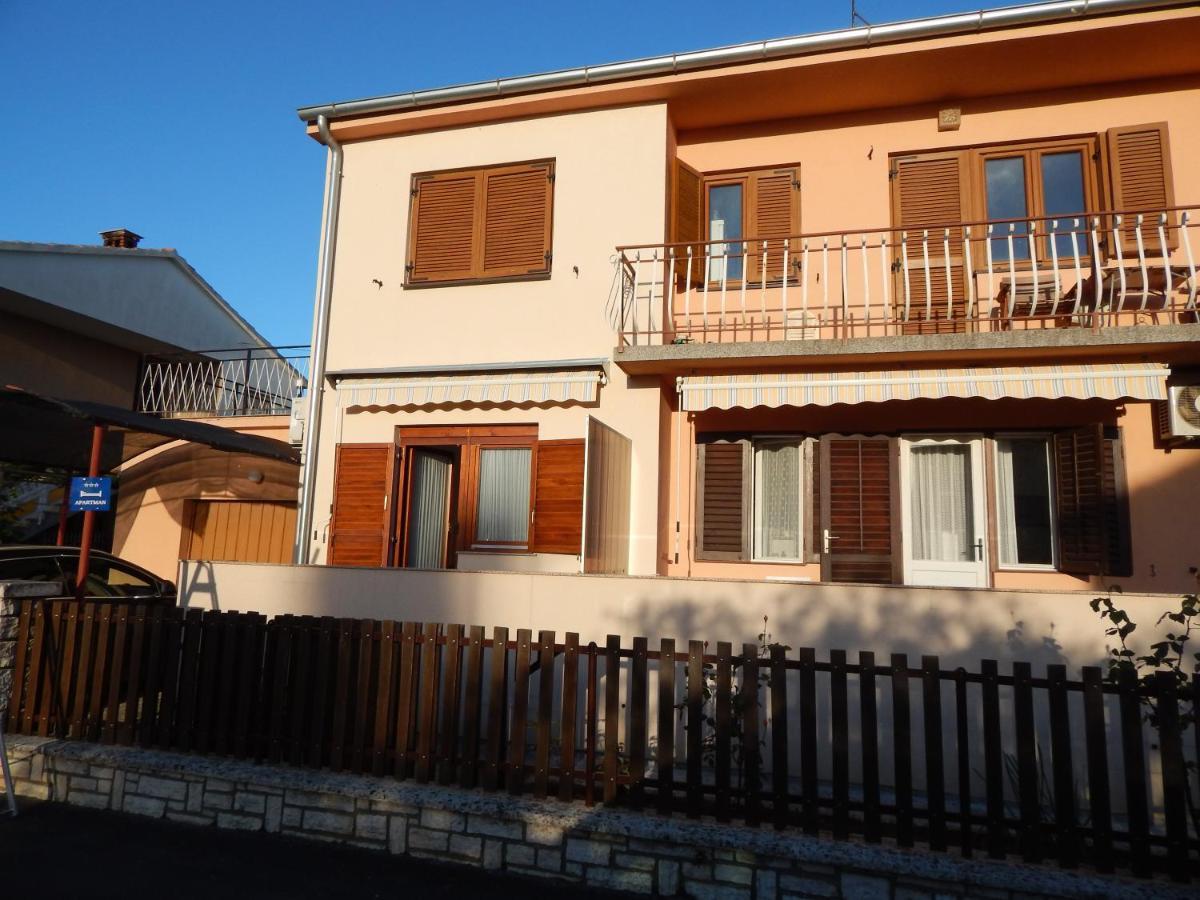 Apartment Jelena Fažana Buitenkant foto