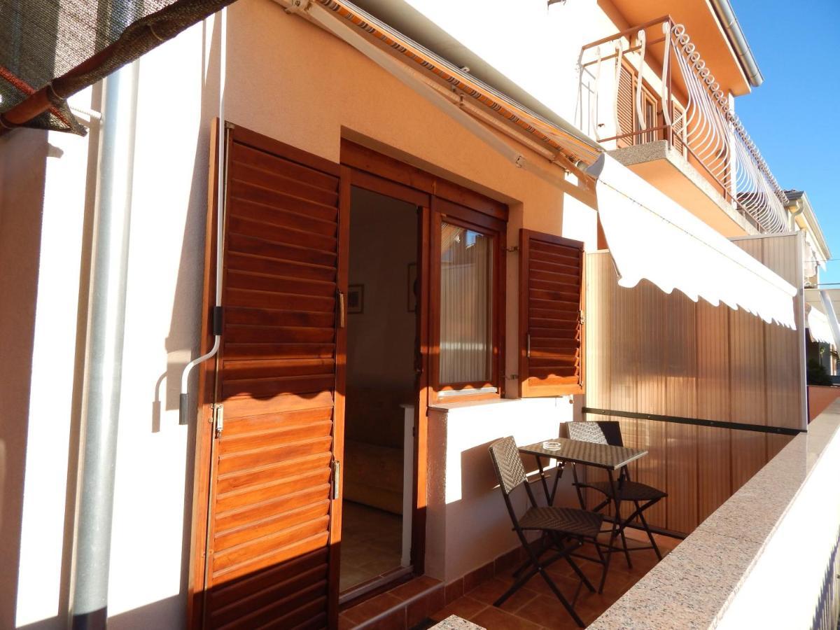 Apartment Jelena Fažana Buitenkant foto