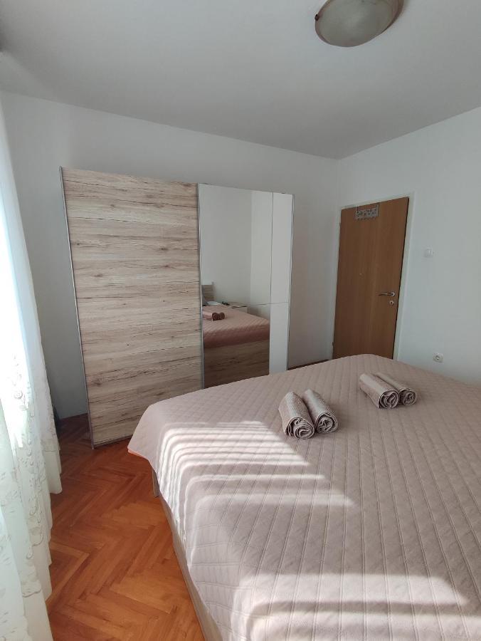 Apartment Jelena Fažana Buitenkant foto
